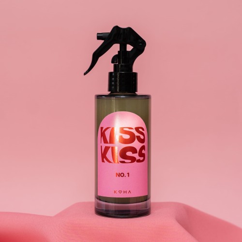 kiss kiss mgiełka.jpg